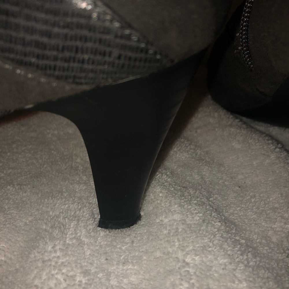 Booties - Picture 6 of 7